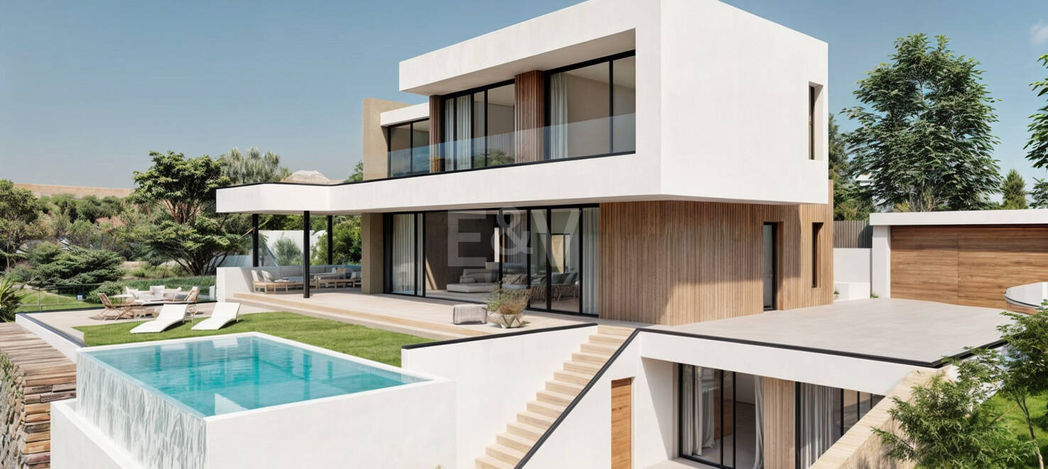 Plot with Building Licence and Sea Views in Elviria