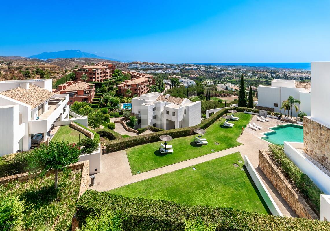 Geräumiges Penthouse im Los Flamingos Golf mit atemberaubendem Panoramablick auf das Meer