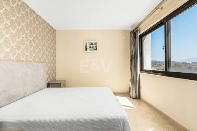 Geräumiges Penthouse im Los Flamingos Golf mit atemberaubendem Panoramablick auf das Meer