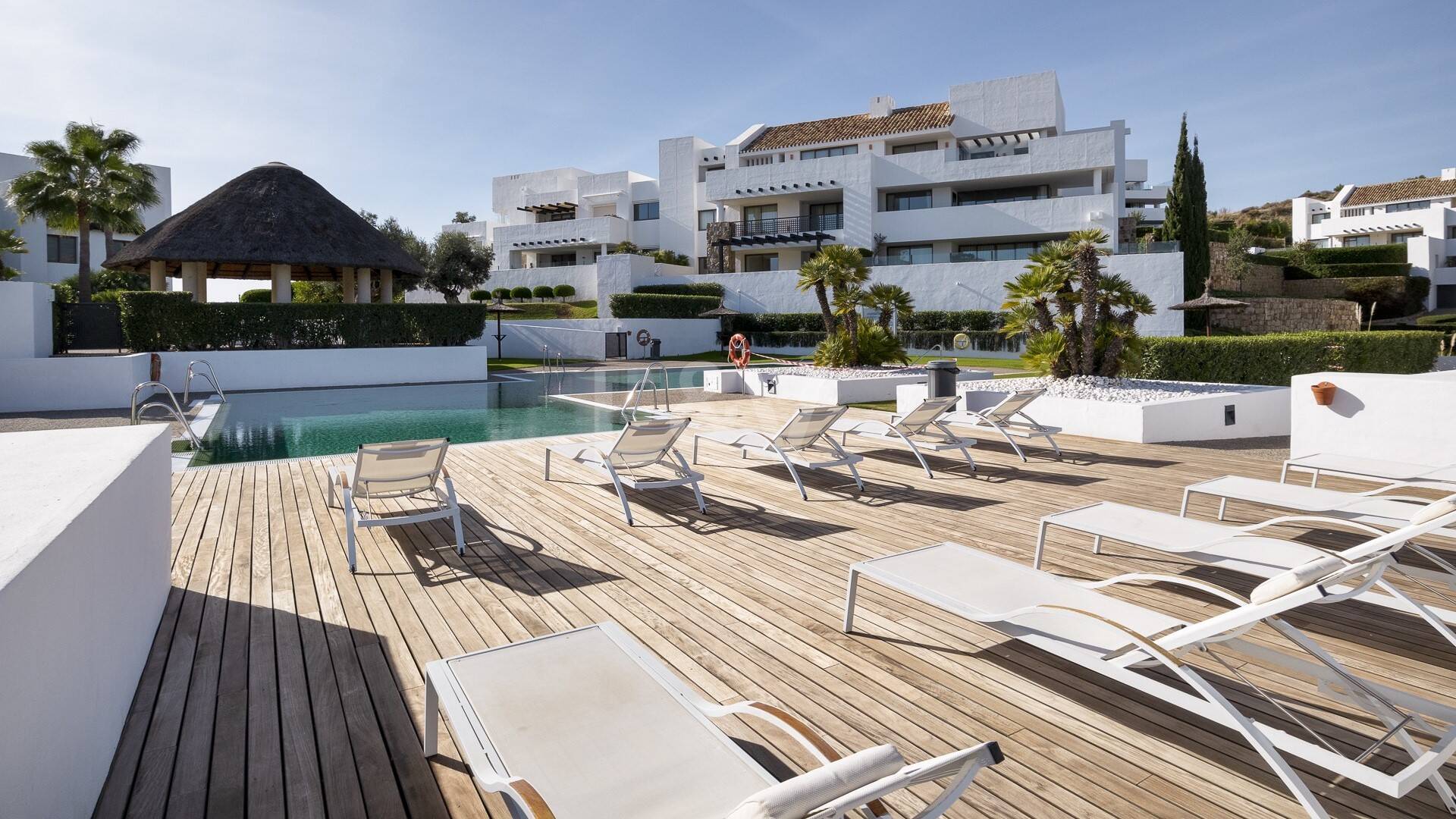 Penthouse spacieux à Los Flamingos Golf avec vue panoramique sur la mer