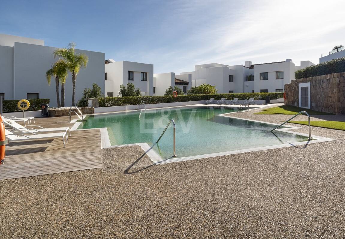 Geräumiges Penthouse im Los Flamingos Golf mit atemberaubendem Panoramablick auf das Meer