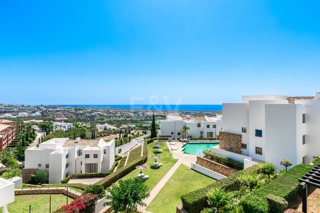 Geräumiges Penthouse im Los Flamingos Golf mit atemberaubendem Panoramablick auf das Meer