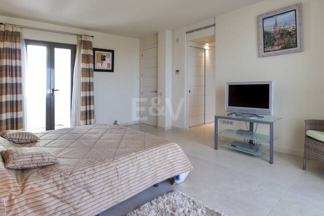 Geräumiges Penthouse im Los Flamingos Golf mit atemberaubendem Panoramablick auf das Meer