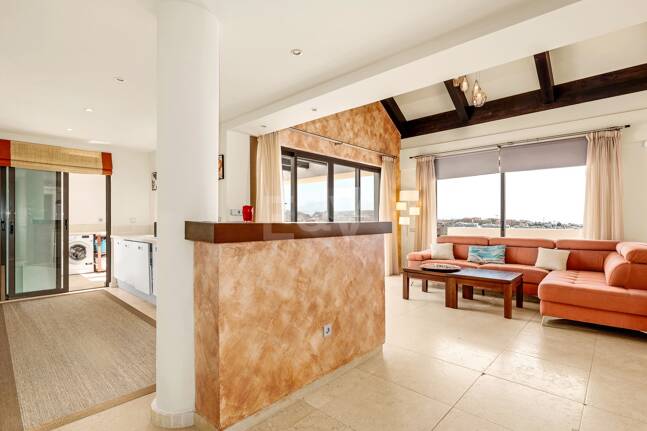 Geräumiges Penthouse im Los Flamingos Golf mit atemberaubendem Panoramablick auf das Meer