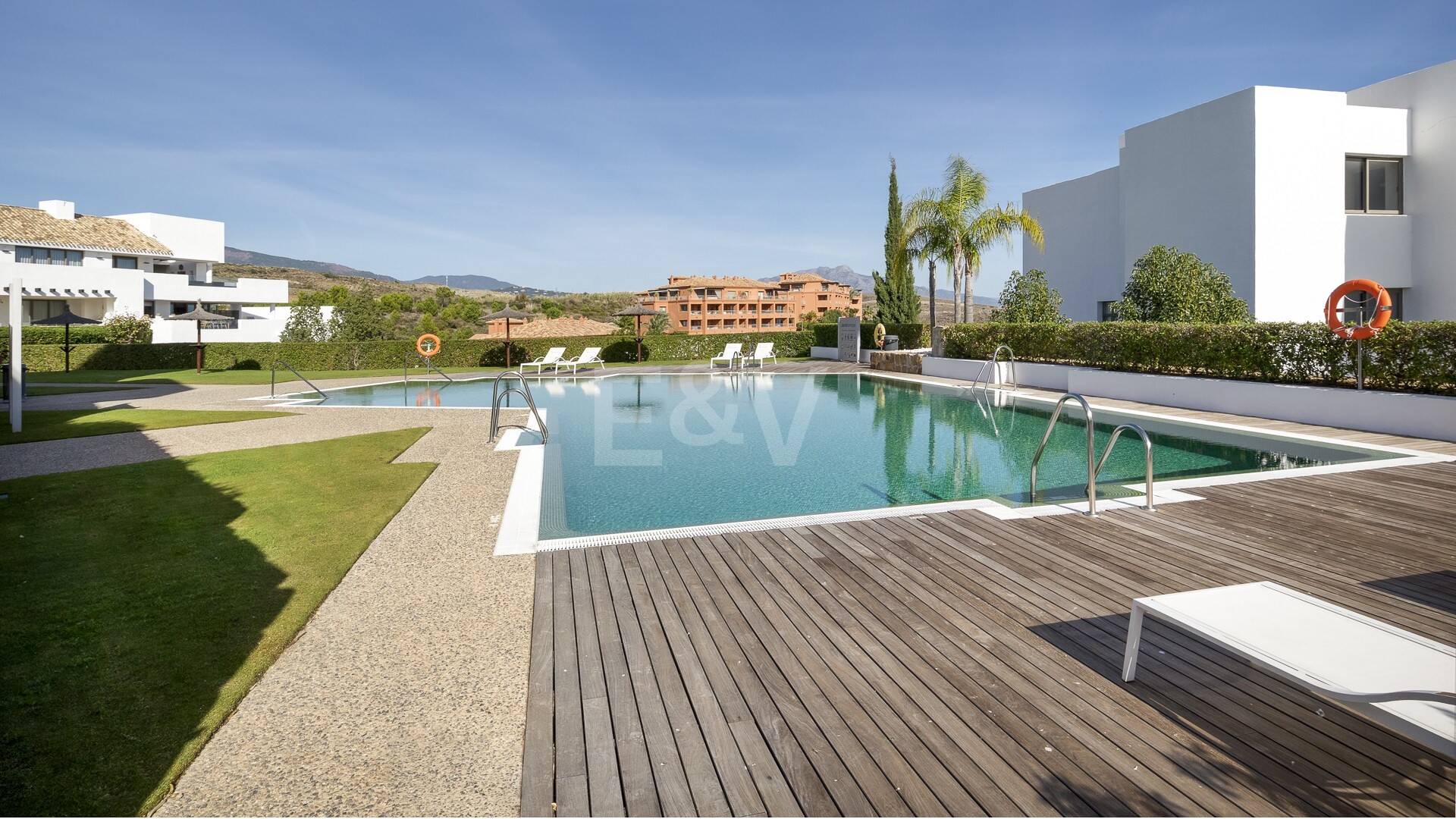 Penthouse spacieux à Los Flamingos Golf avec vue panoramique sur la mer