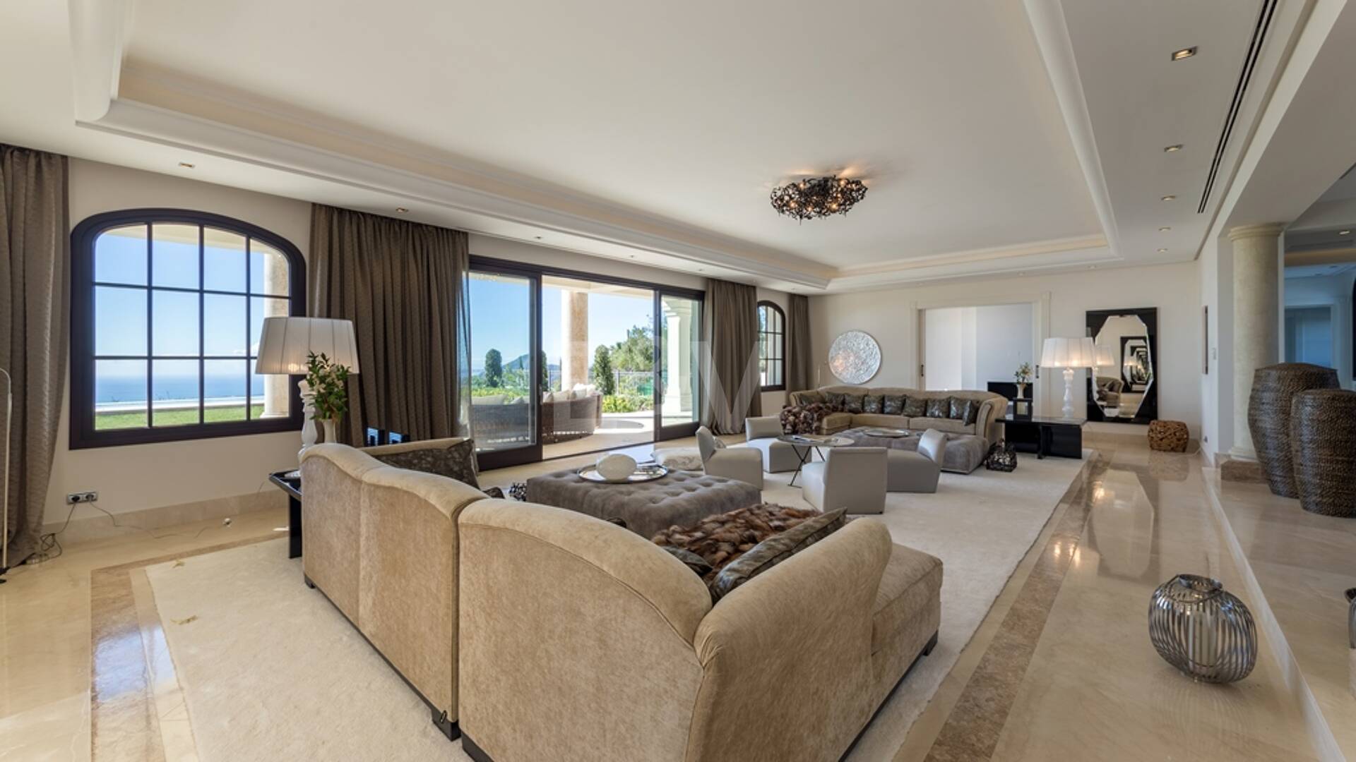 Impressive Villa in La Zagaleta with Unique Panoramic Sea Views