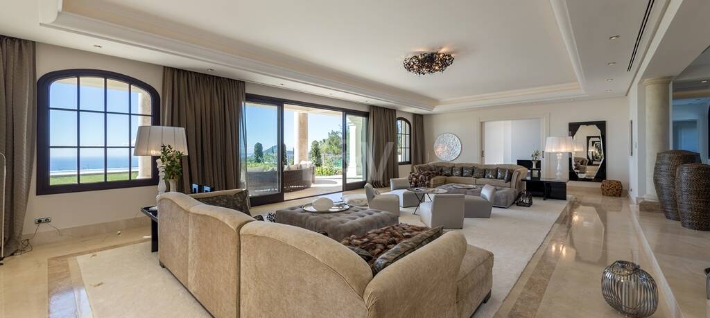 Impressive villa in La Zagaleta with unique panoramic sea views