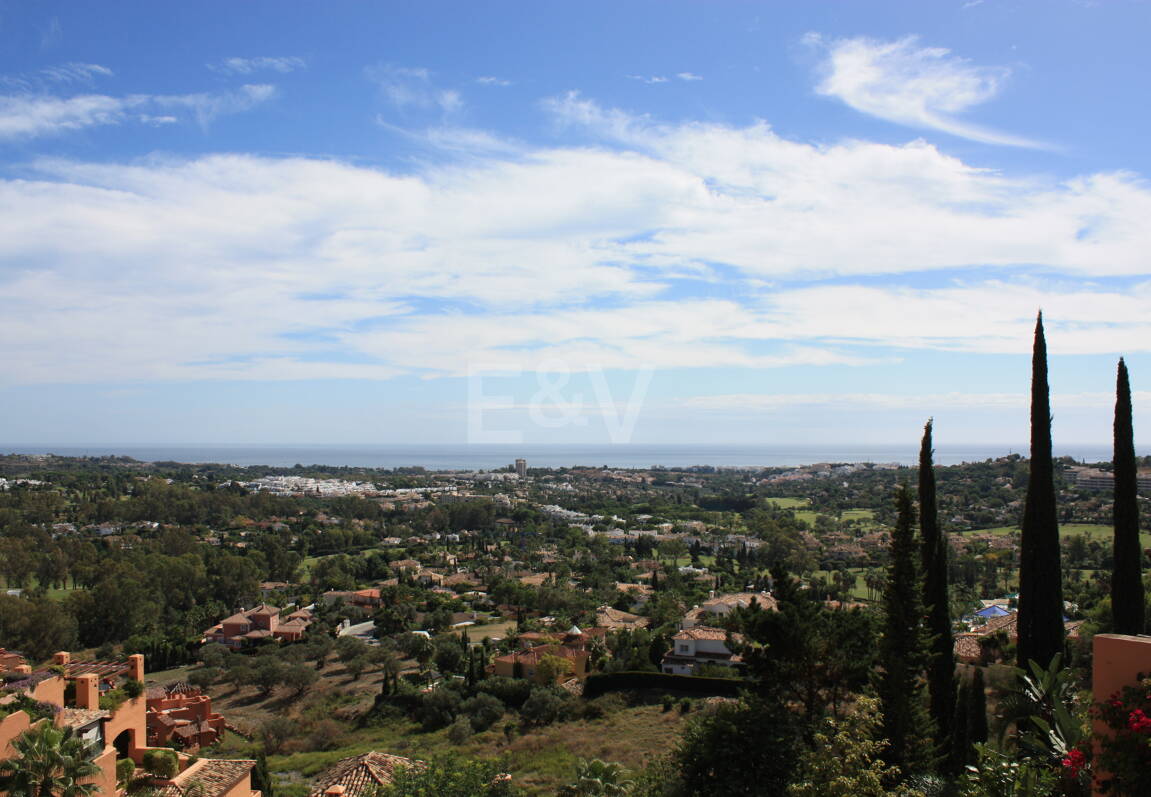 Imponerande villa i La Zagaleta med unika panoramautsikt över havet