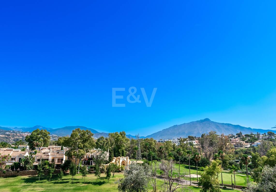 Guadalmina Golf-front Duplex Penthouse with views to La Concha