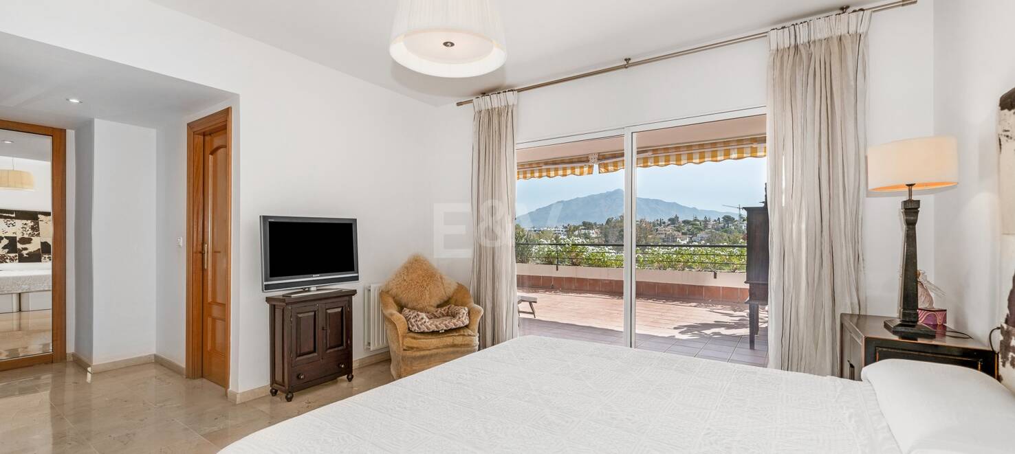 Duplex-Penthouse in Guadalmina am Golf mit Blick auf La Concha