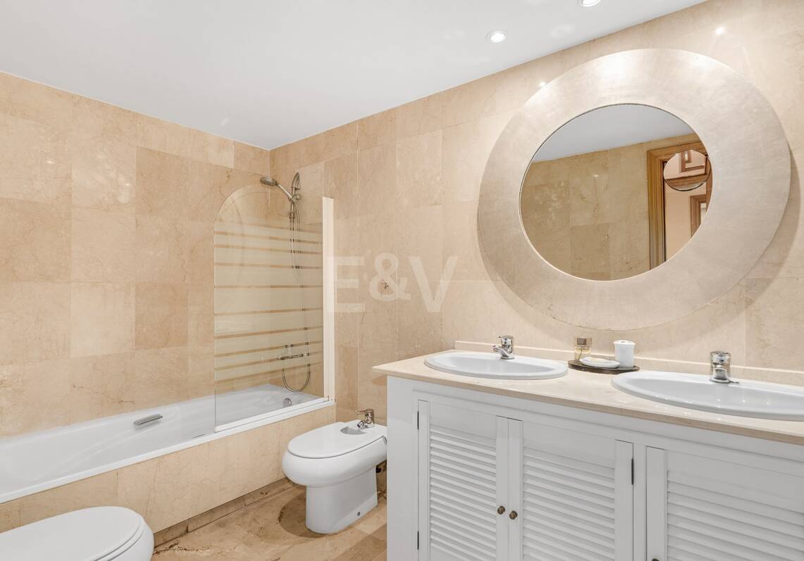 Guadalmina Golf-front Duplex Penthouse with views to La Concha
