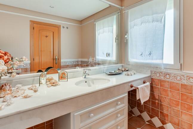 Villa classique à La Alquería avec vue spectaculaire sur la mer et le golf