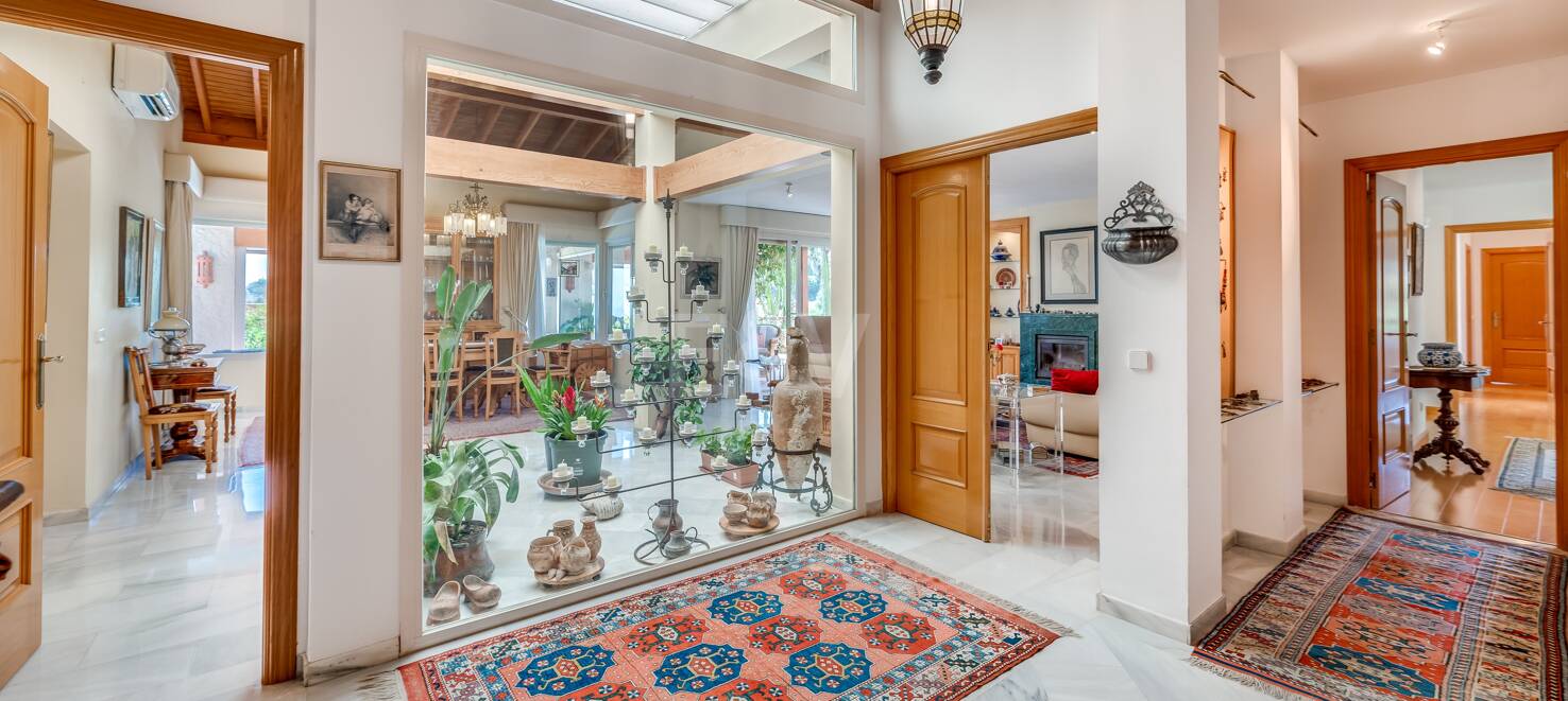 Classic Villa i La Alquería med spektakulär golf och havsutsikt