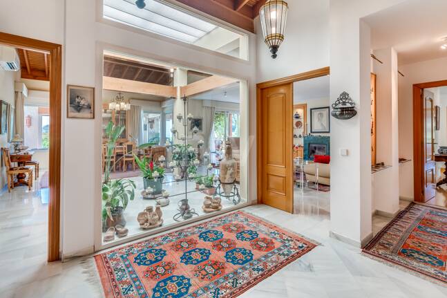 Villa classique à La Alquería avec vue spectaculaire sur la mer et le golf