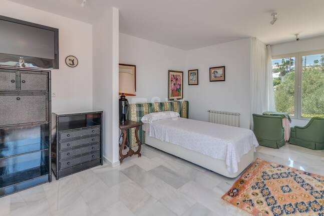 Villa classique à La Alquería avec vue spectaculaire sur la mer et le golf