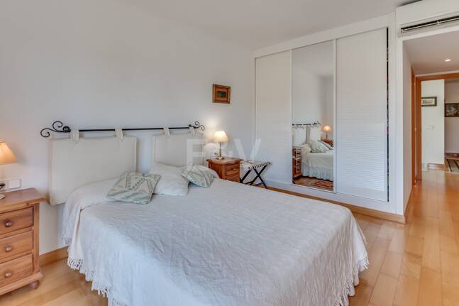 Villa classique à La Alquería avec vue spectaculaire sur la mer et le golf