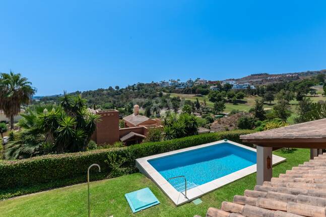 Villa classique à La Alquería avec vue spectaculaire sur la mer et le golf
