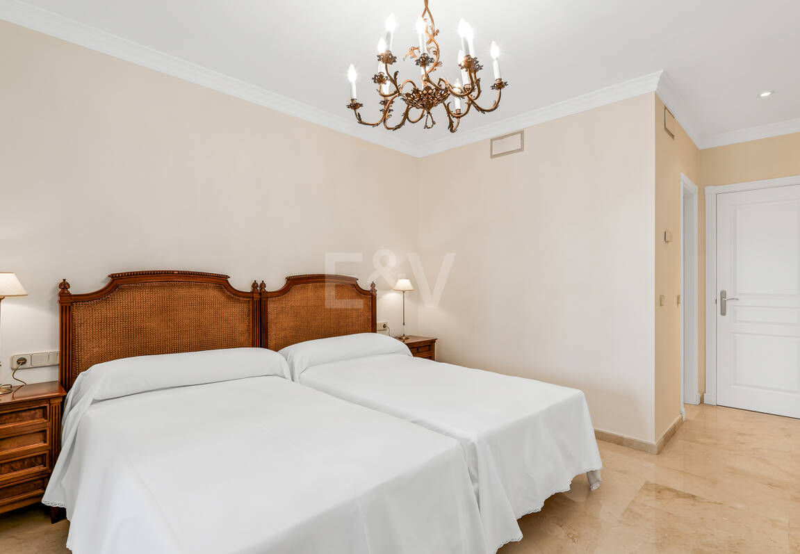 Elviria Beachfront Lägenhet med fantastisk havsutsikt