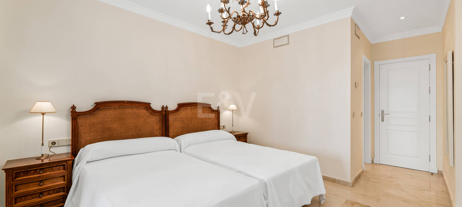 Elviria Beachfront Lägenhet med fantastisk havsutsikt