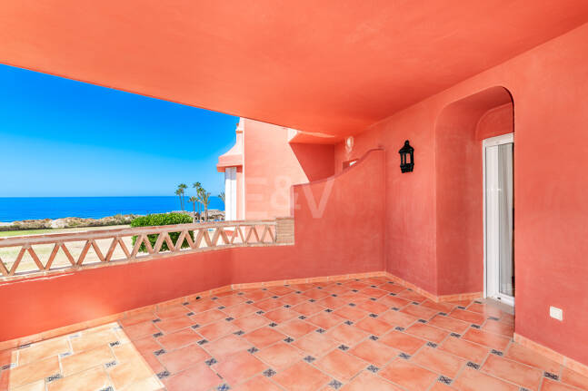 Elviria Beachfront Lägenhet med fantastisk havsutsikt