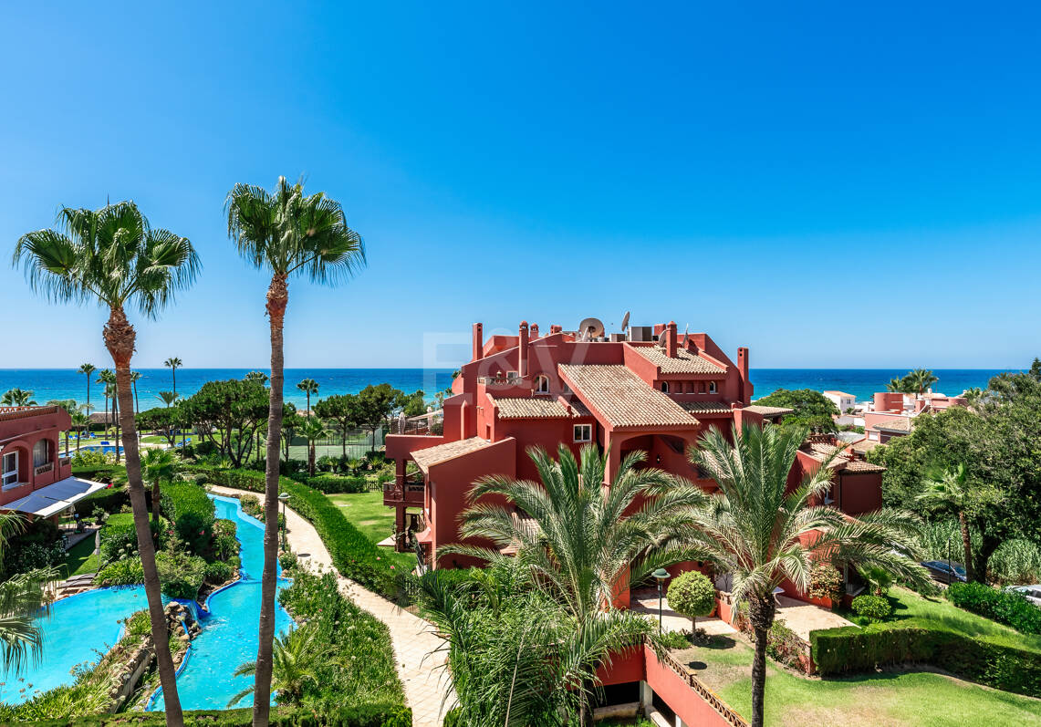 Elviria Beachfront Apartament z oszałamiającymi widokiem na morze