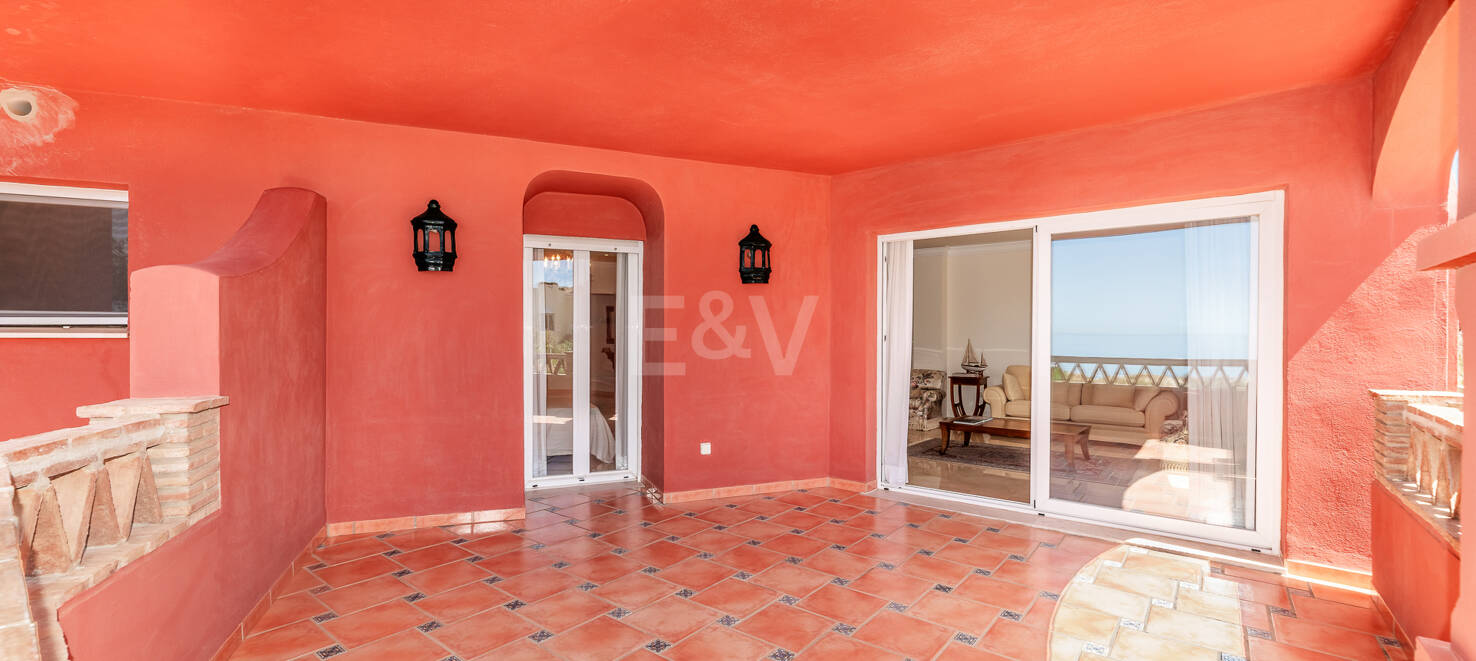 Elviria Beachfront Lägenhet med fantastisk havsutsikt