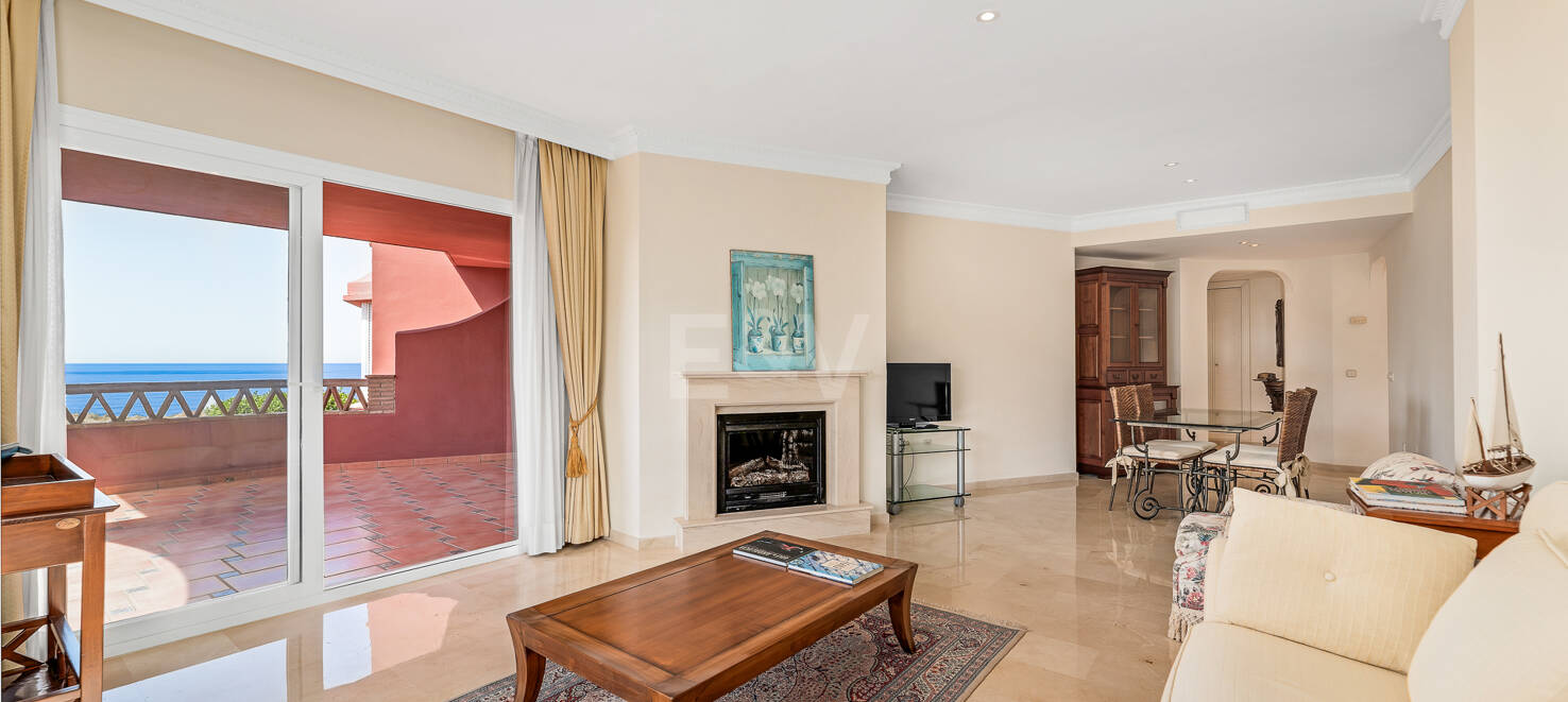 Elviria Beachfront Lägenhet med fantastisk havsutsikt