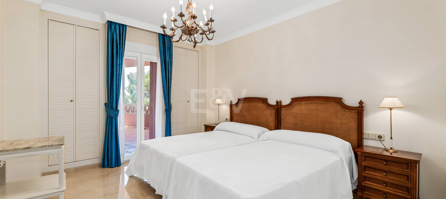 Elviria Beachfront Lägenhet med fantastisk havsutsikt