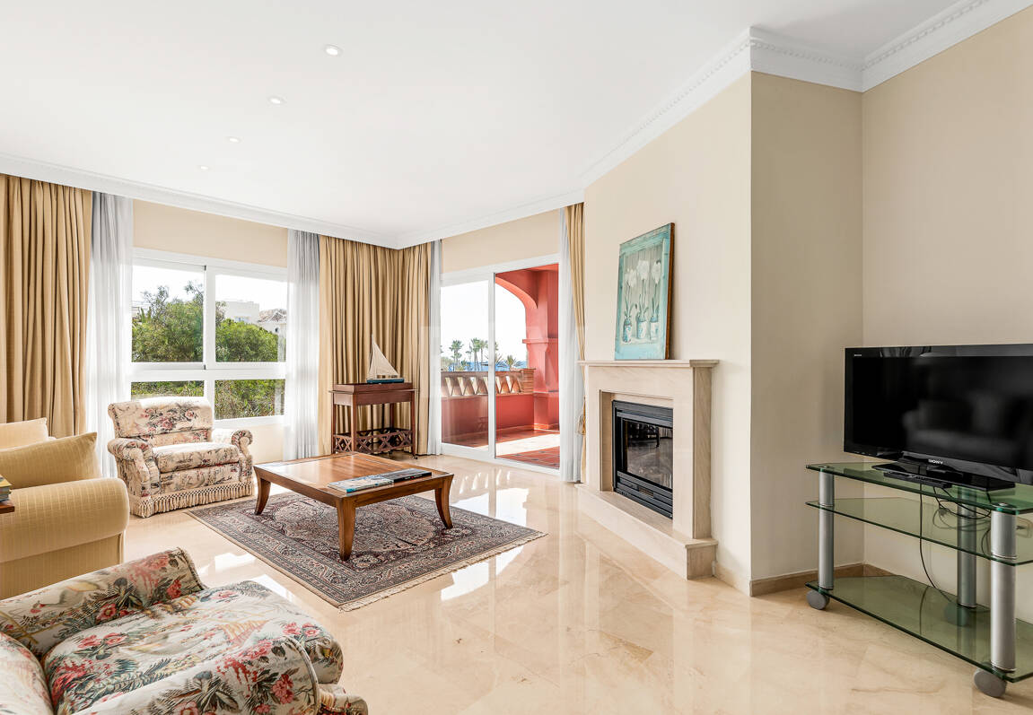 Elviria Beachfront Lägenhet med fantastisk havsutsikt