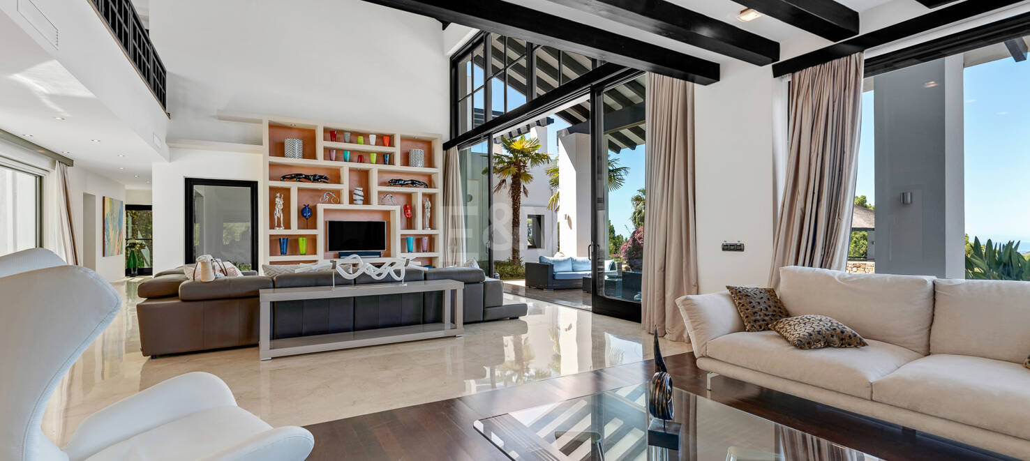 Finest luxury Villa in La Zagaleta with sea & mountain views
