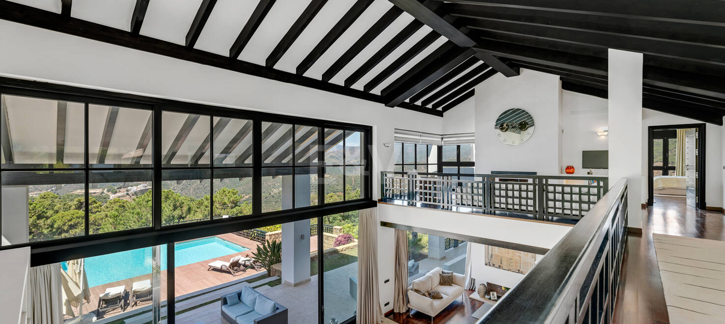 Finest luxury Villa in La Zagaleta with sea & mountain views