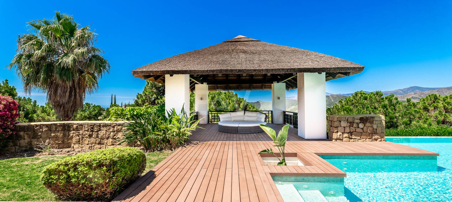 Finest luxury Villa in La Zagaleta with sea & mountain views