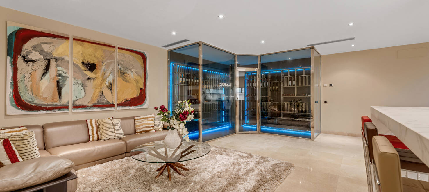 Finest luxury Villa in La Zagaleta with sea & mountain views