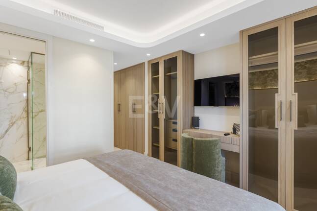 Splendid Frontline Lägenhet i Puente Romano