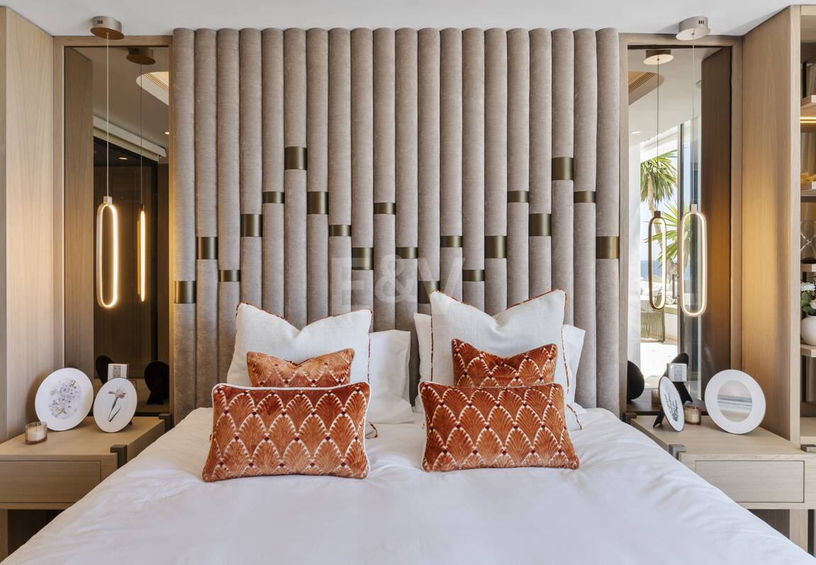 Splendid Frontline Lägenhet i Puente Romano