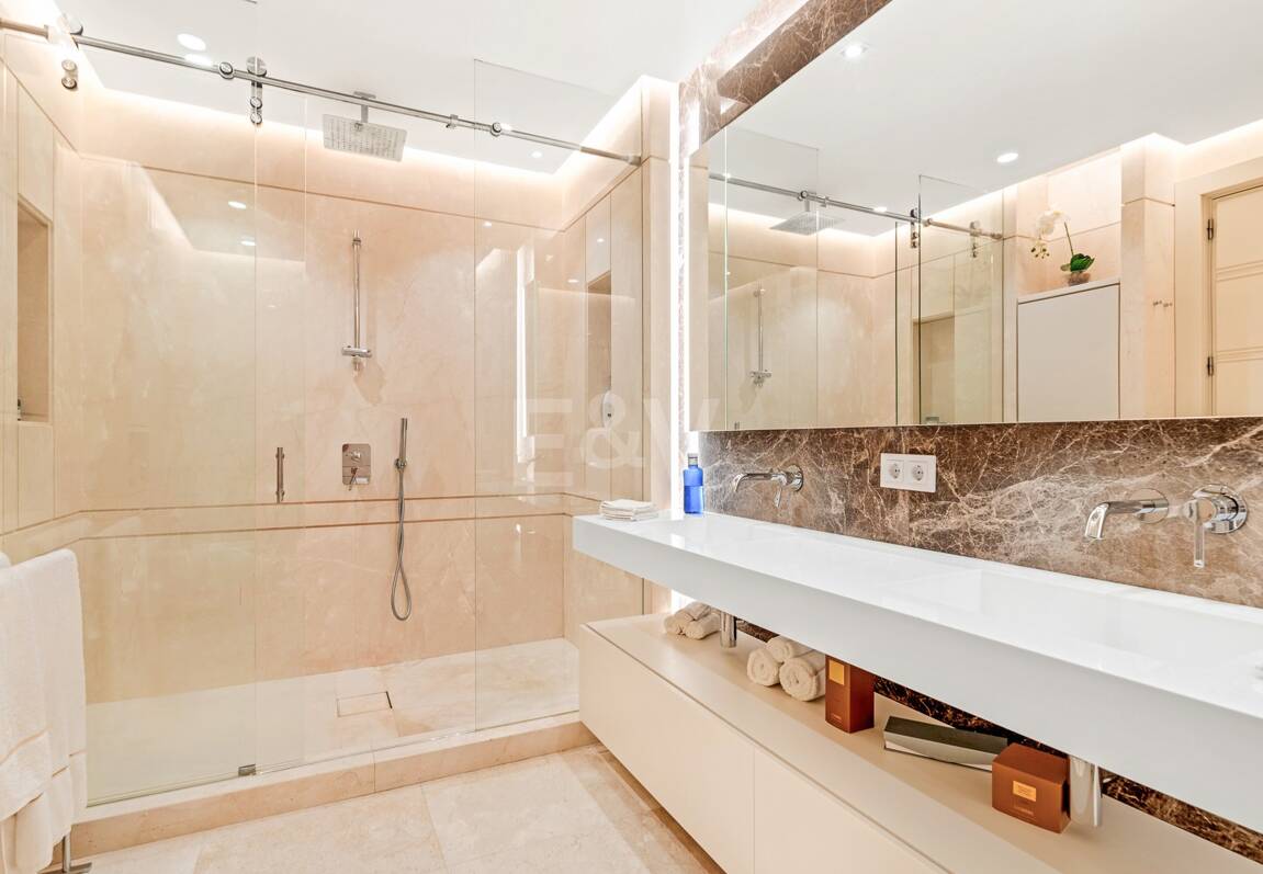 Exceptional One-of-a-Kind Apartment in Prestigious La Trinidad on the Golden Mile