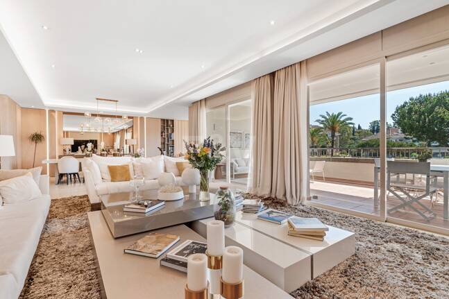 Exceptional One-of-a-Kind Apartment in Prestigious La Trinidad on the Golden Mile