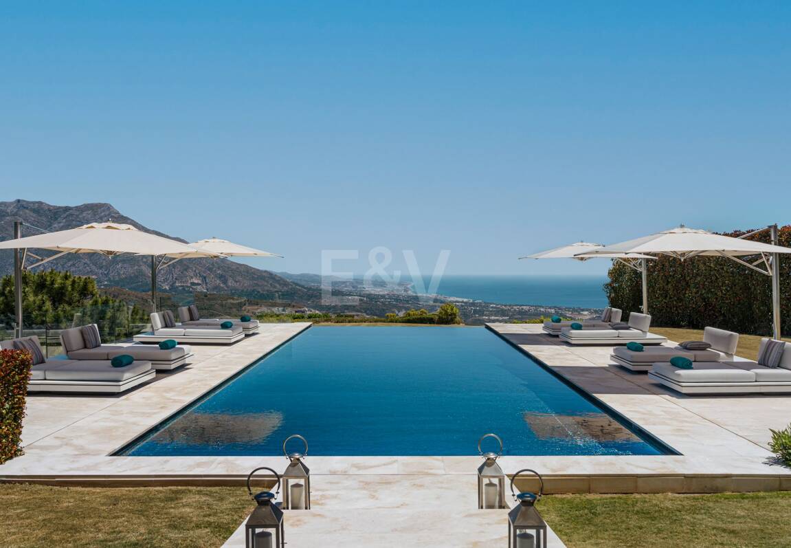 Ein Meisterwerk moderner Luxus in La Zagaleta