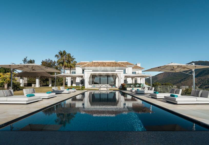 Ein Meisterwerk moderner Luxus in La Zagaleta