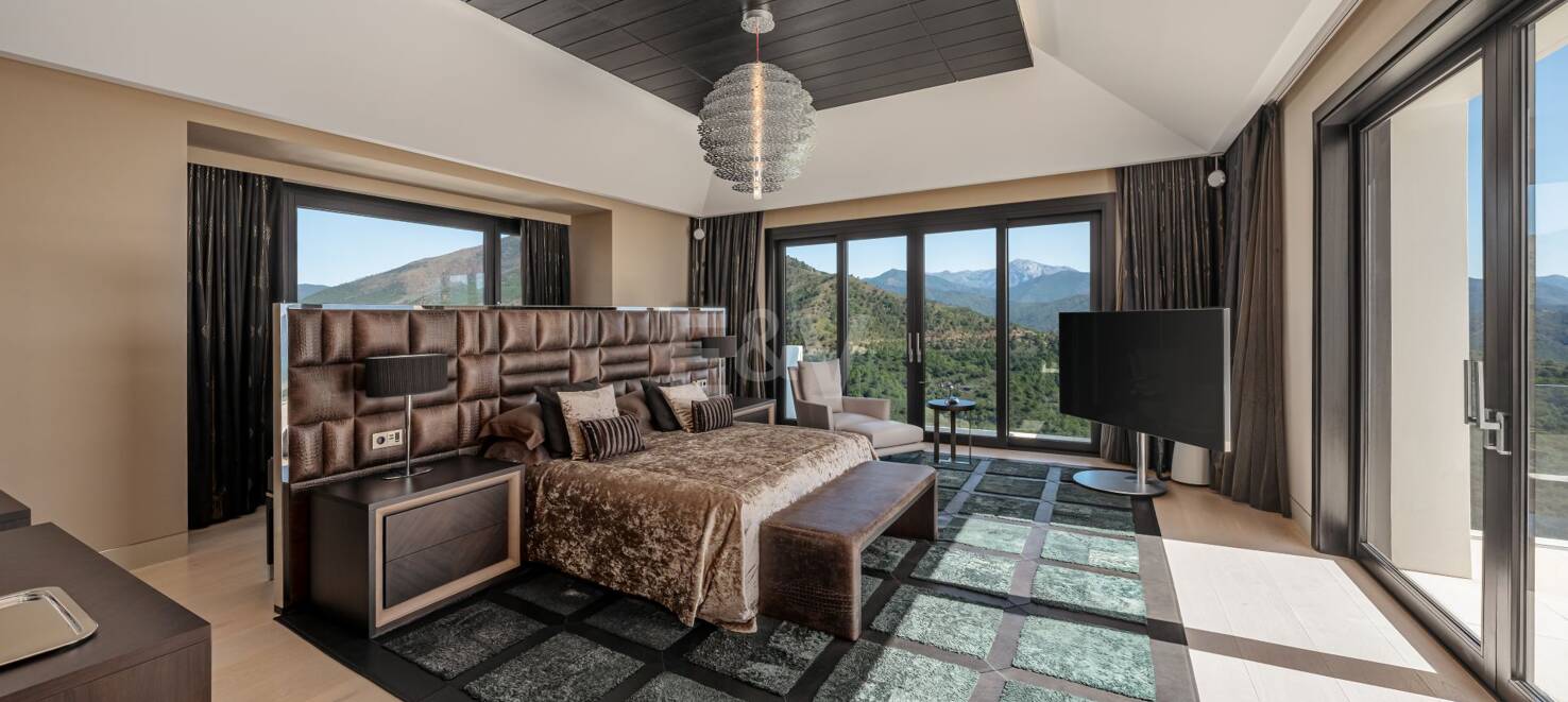 A Masterpiece of modern luxury in La Zagaleta