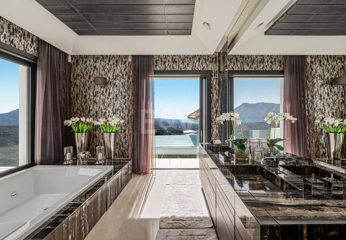 Ein Meisterwerk moderner Luxus in La Zagaleta