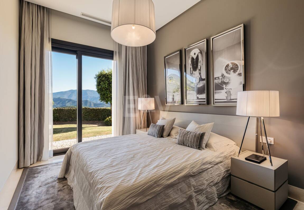 Ein Meisterwerk moderner Luxus in La Zagaleta