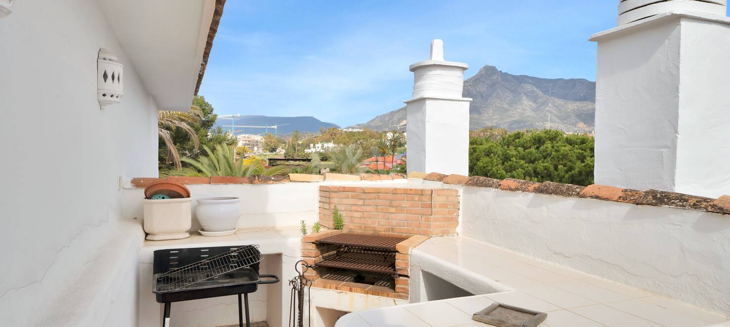 Frontline Beach Penthouse med panoramautsikt över havet i Coral Beach