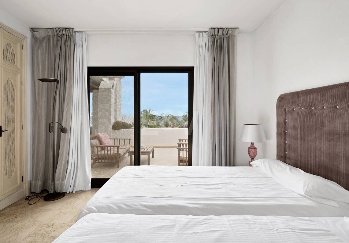 Frontline Beach Penthouse med panoramautsikt över havet i Coral Beach