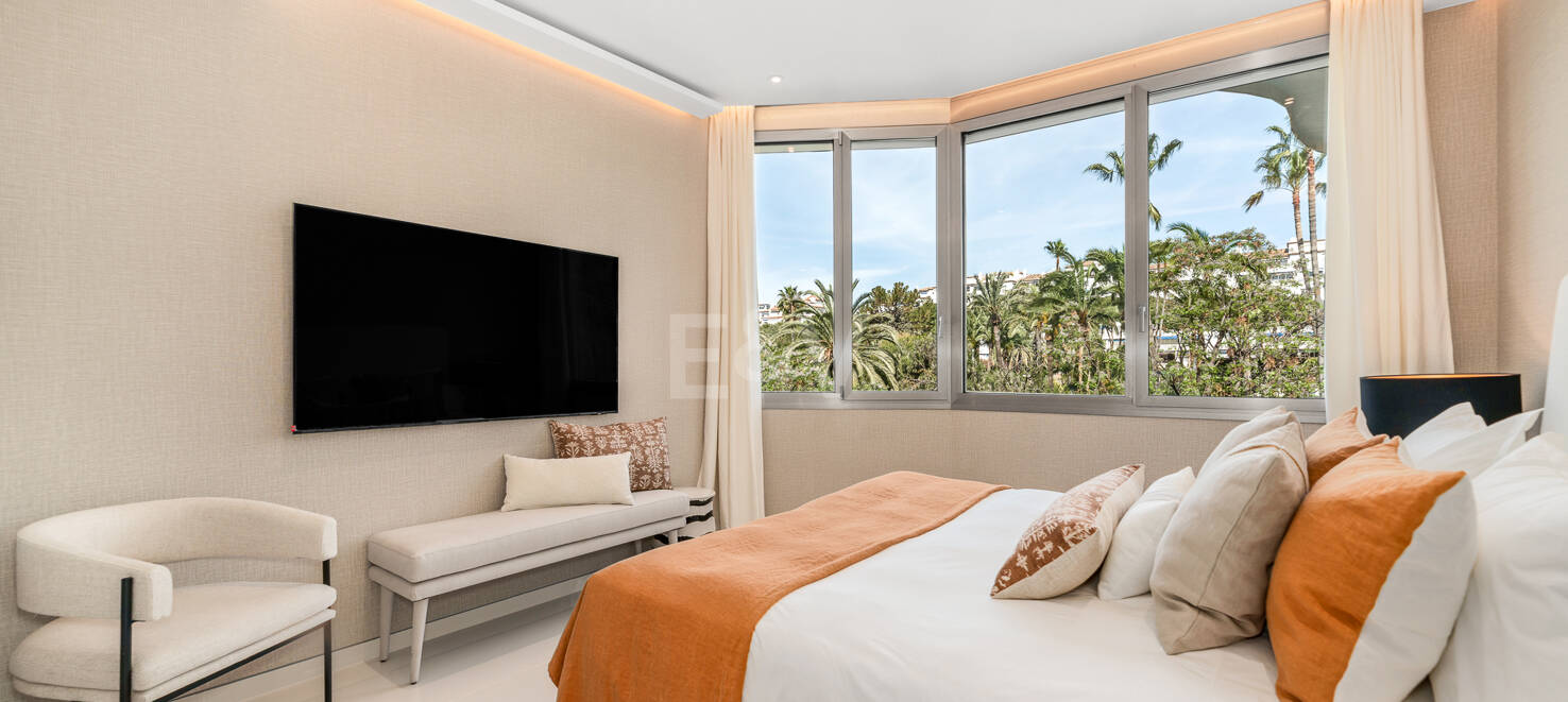 Modern lägenhet i hjärtat av Puerto Banús