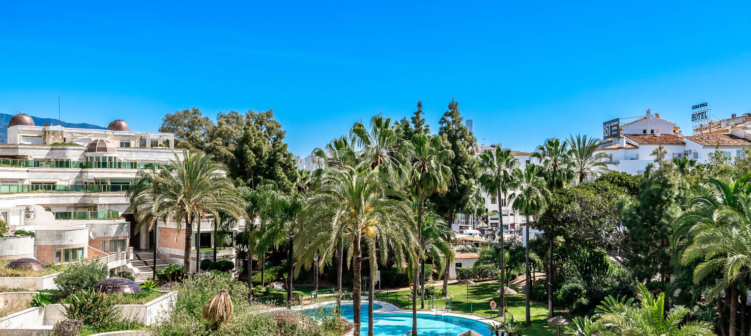 Modern lägenhet i hjärtat av Puerto Banús