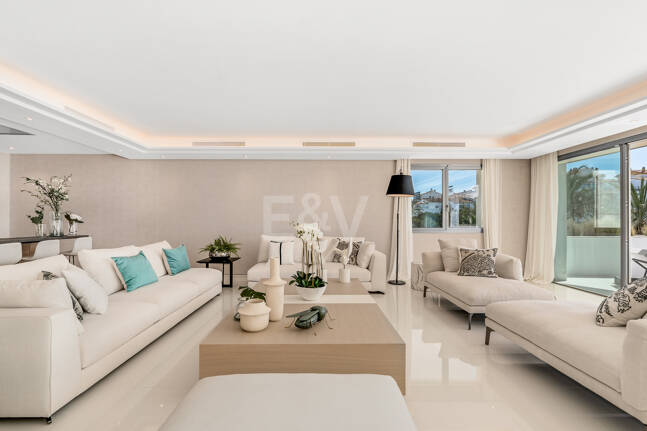 Modern apartment in the Heart of Puerto Banús