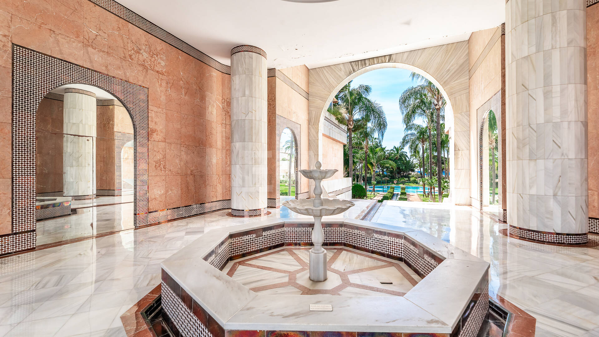 Modern apartment in the Heart of Puerto Banús