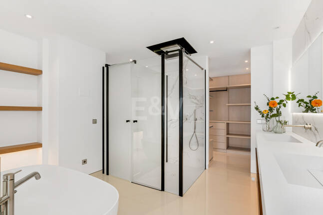 Modern apartment in the Heart of Puerto Banús