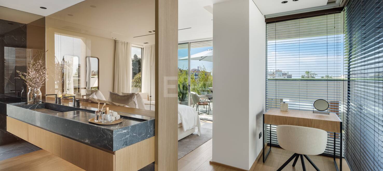 Luksusowa nowoczesna willa w centrum Puerto Banus
